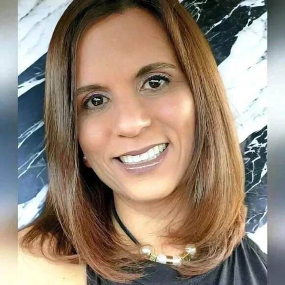 🆕️Modern Chic Pearl And Gold Bead Necklace On Leather Cord + Bonus Earrings - Picture 4 of 10